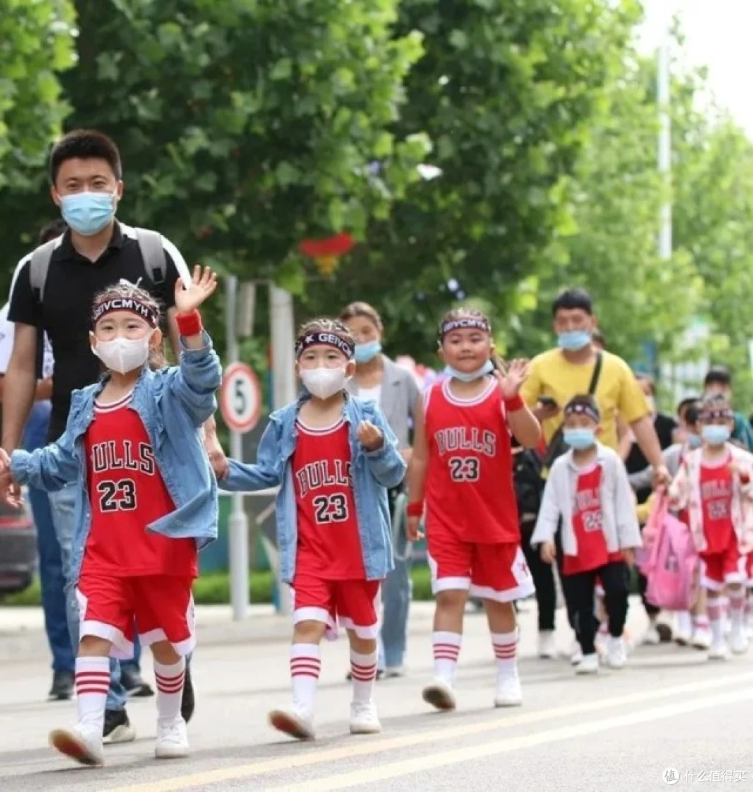 为什么参加篮球辅导可以帮助孩子更好地成长_1